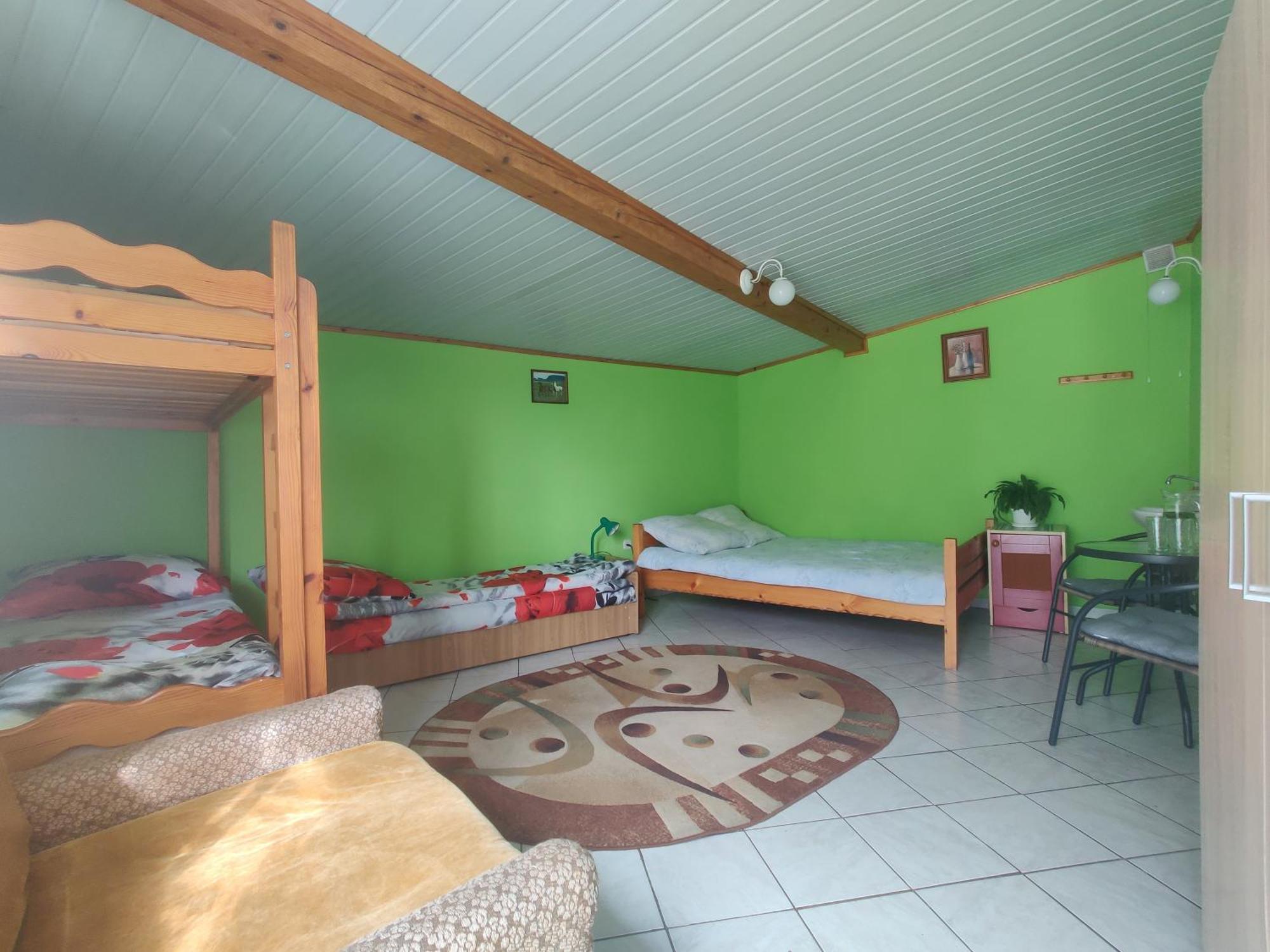 Przy Winogronie Hotel Uherce Mineralne  Quarto foto
